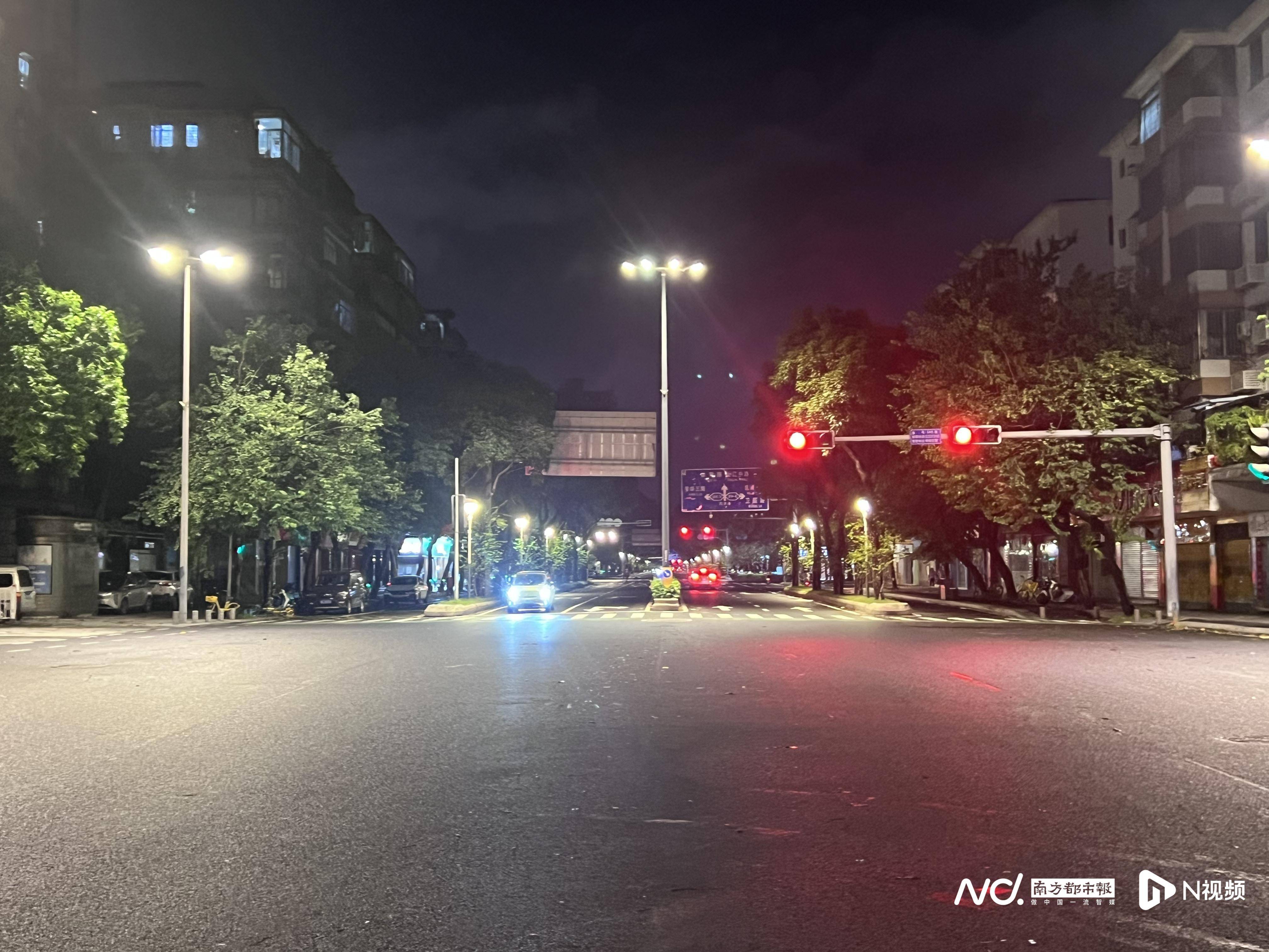 如何申请到皇冠信用_佛山官宣解除“五停”后两小时内如何申请到皇冠信用，我们在街头看见