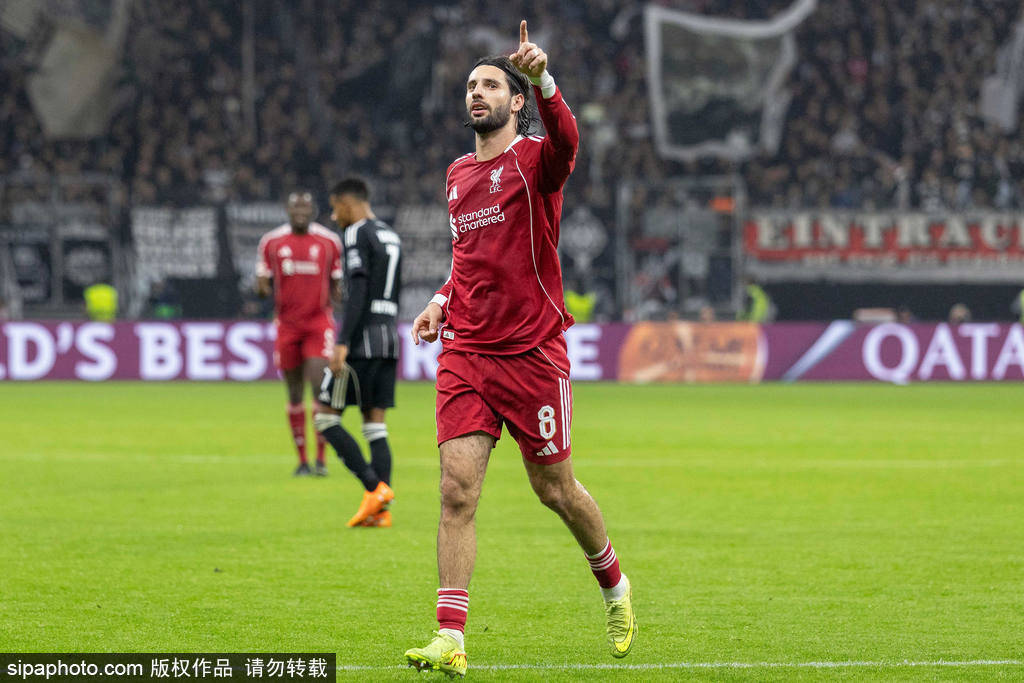 皇冠信用網开户
_欧冠-埃基蒂克反戈维尔茨两助攻 利物浦5-1法兰克福止4连败