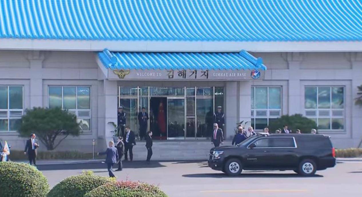 皇冠登3管理出租
_中美釜山会晤持续100分钟皇冠登3管理出租
，谈完后特朗普火速回国，接下来有两场战争在等着他！