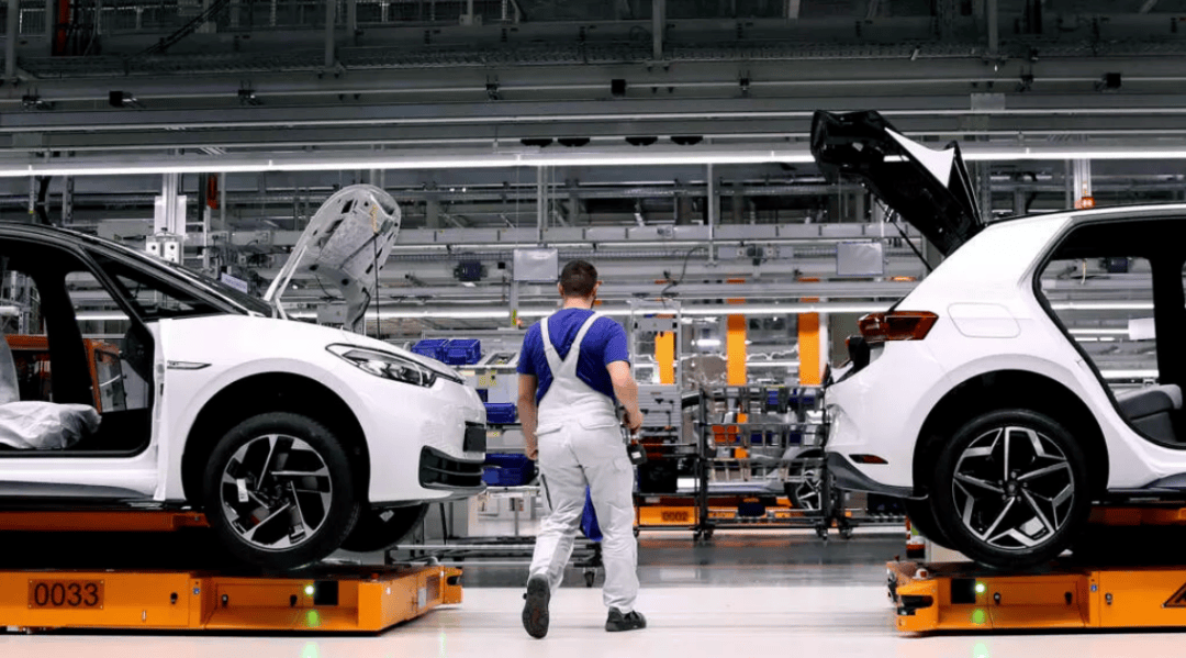 布拉格斯拉维亚 vs 阿森纳
_金灿荣：荷兰没有服软迹象布拉格斯拉维亚 vs 阿森纳
，中国要打到完全胜利！