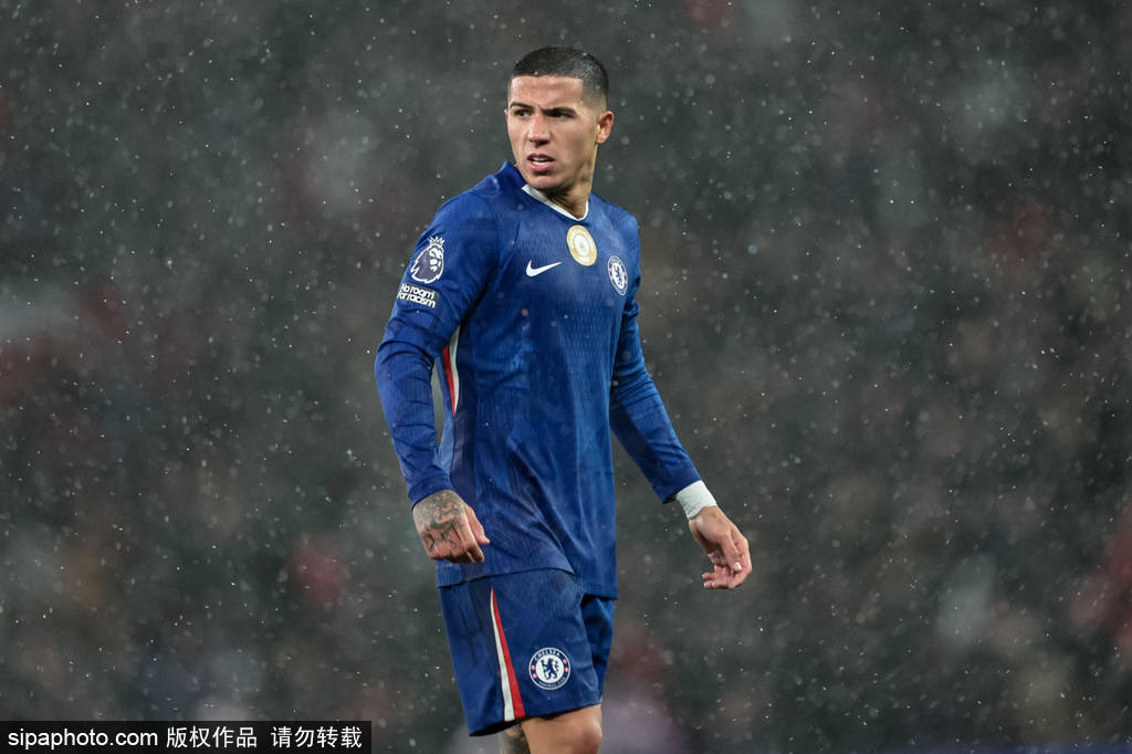 皇冠信用盘哪里申请
_观战台:阿森纳拜仁巅峰对决+切尔西碰巴萨 巴黎再战热刺