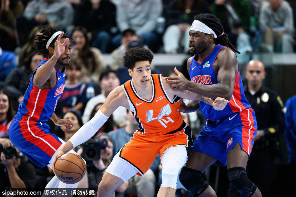 皇冠信用网最新地址_伦纳德55分神勇演出后皇冠信用网最新地址,快船主场迎战国王:西部低迷球队的生存之战