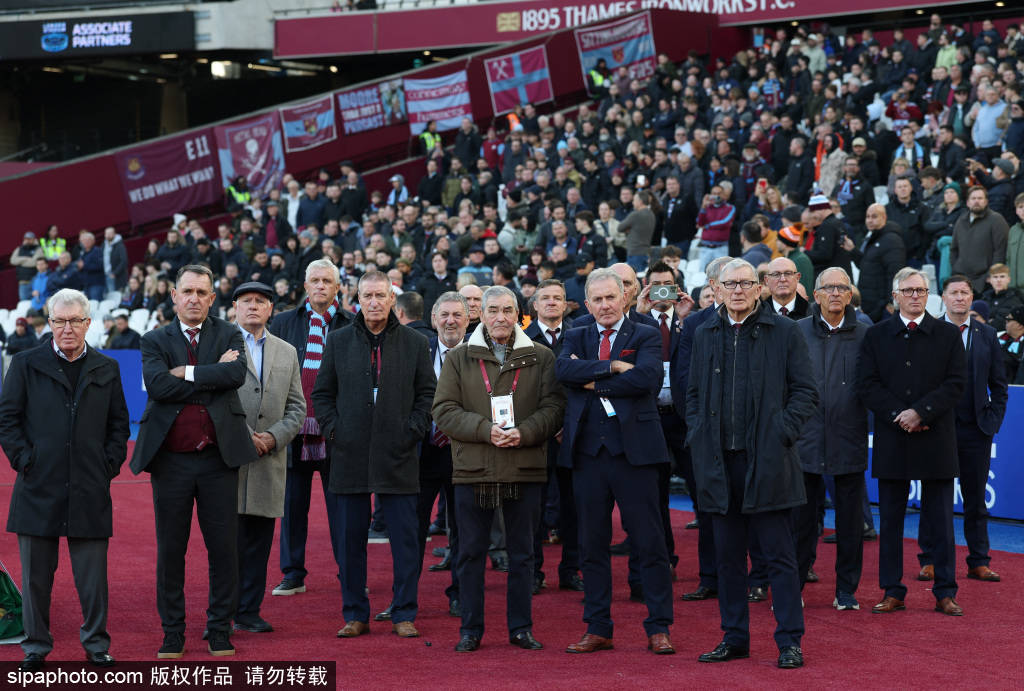 皇冠足球平台代理_阿森纳独占鳌头!英超前七球队纷纷失利皇冠足球平台代理,谁能撼动枪手的霸主地位?