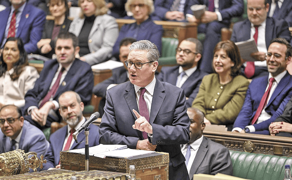 皇冠信用网出租_刚跟中国签完协议皇冠信用网出租,英国首相面临下台风险,51%民调要求立刻解职