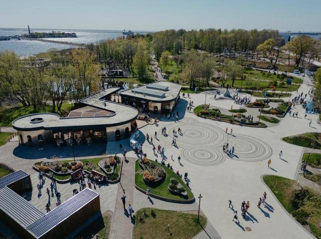 如何申请到皇冠信用_普京政府亲自任命如何申请到皇冠信用,绍伊古35岁女儿出任首席执行官,接手俄罗斯稀有金属项目!