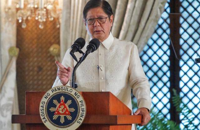 皇冠信用登3代理_中美轰炸机南海对峙5日皇冠信用登3代理,一向态度强硬的马科斯,突然口风大变