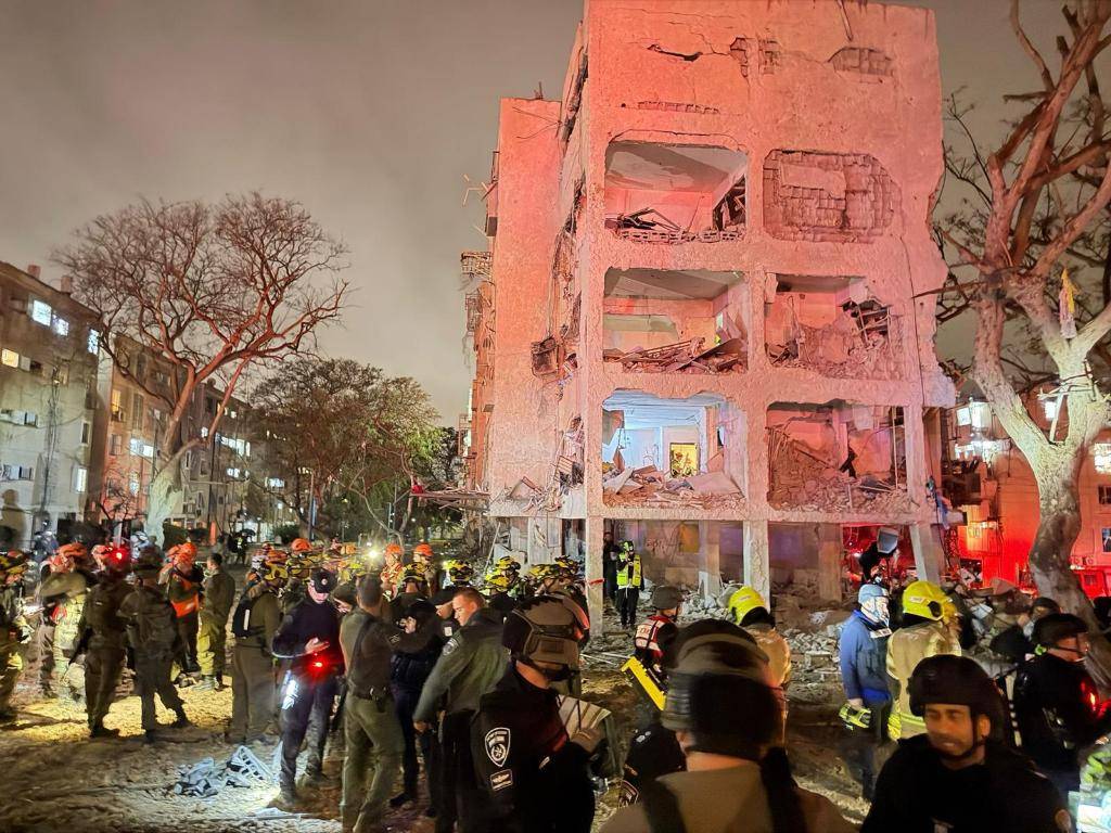 皇冠信用网会员如何注册_以色列经历“艰难一夜” 美伊互放狠话